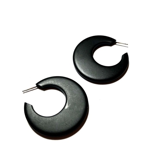 Big Jet Frosted Vintage Lucite Hoop Earrings - Picture 3 of 8